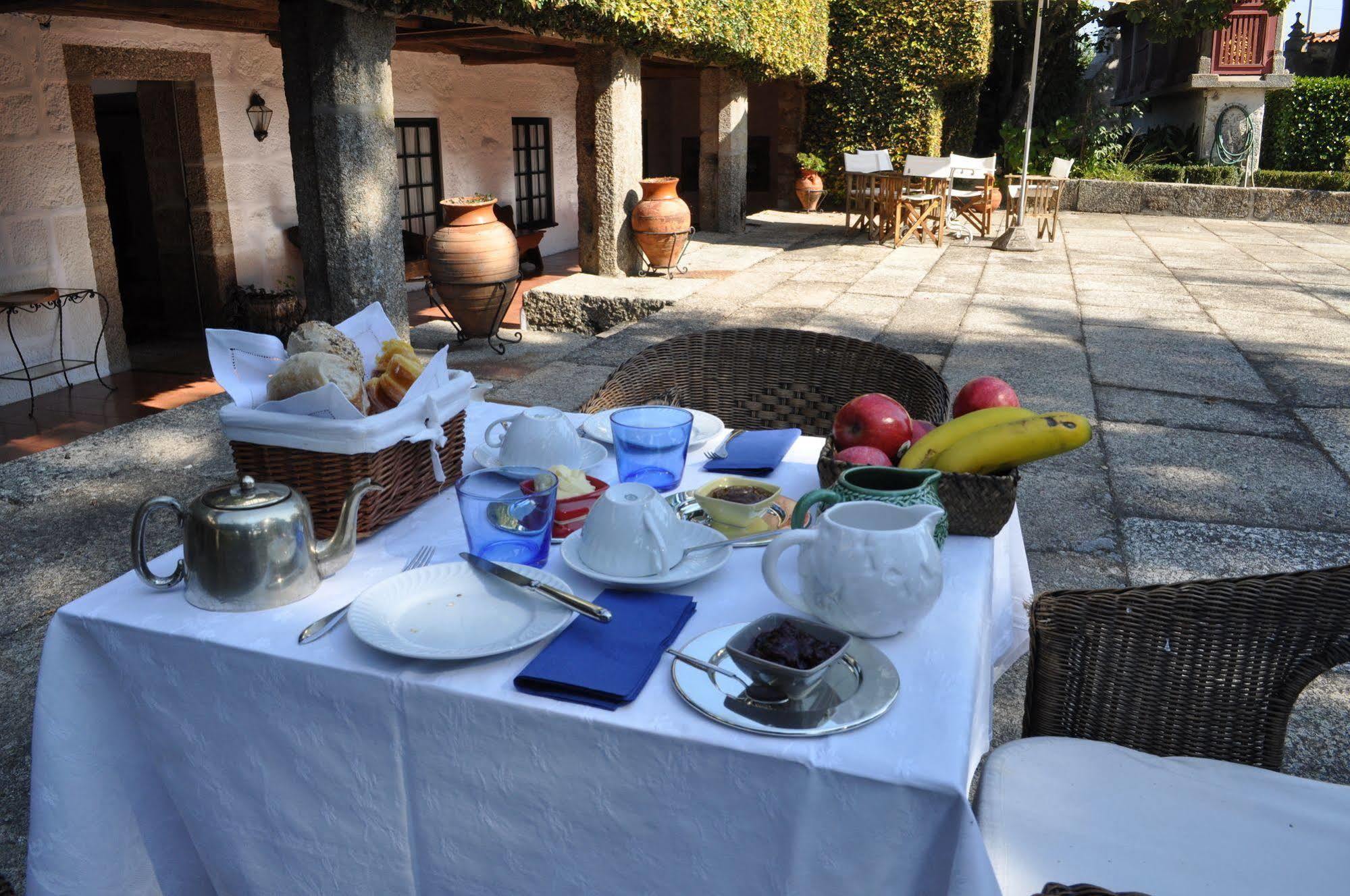 Gasthaus Quinta Da Ponte Do Louro Exterior foto
